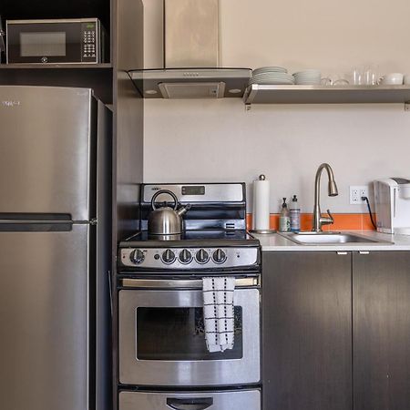 Sunny Studio Apartment - Food Carts, Coffee & Bars 波特蘭 外观 照片